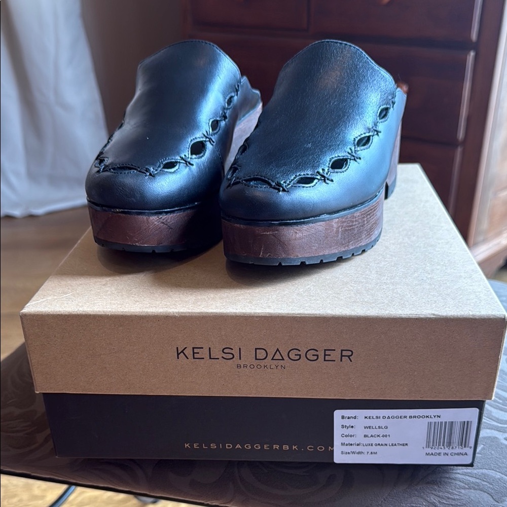 Kelsi Dagger Black Leather Mules/Clogs